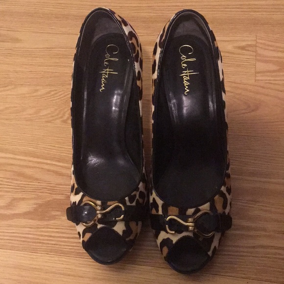 Sophisticated Leopard / Cheetah Cole Haan sexy 3 in heels 👠 - Picture 2 of 6